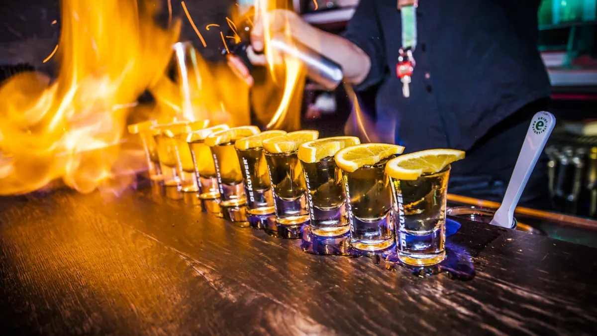 Ontvang een GRATIS shotje bij je drankje!